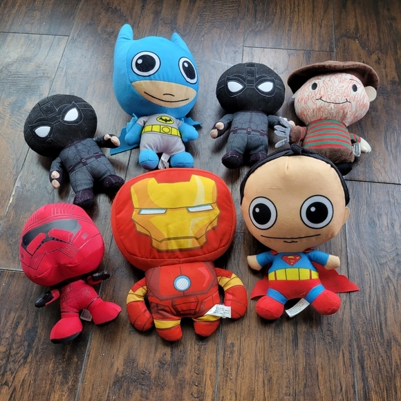 DC Comics Other - Plush Lot, DC, Marvel, Starwars, Nightmare on Elm Street